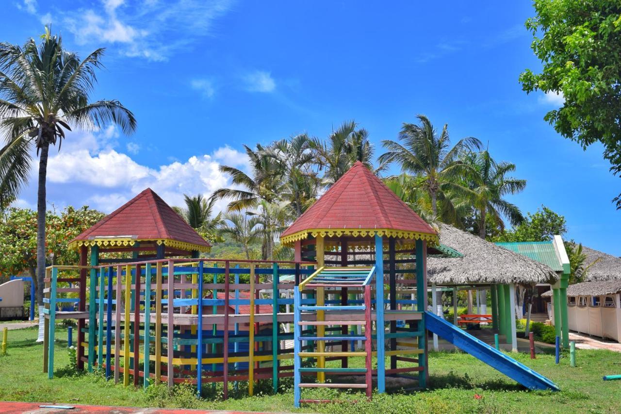 Puerto Blanco Marina & Hotel Luperon ภายนอก รูปภาพ